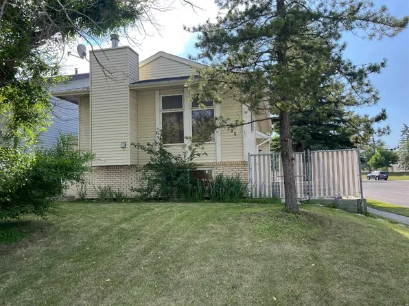 295 N Edgepark Blvd NW, Calgary, AB T3A 4K4