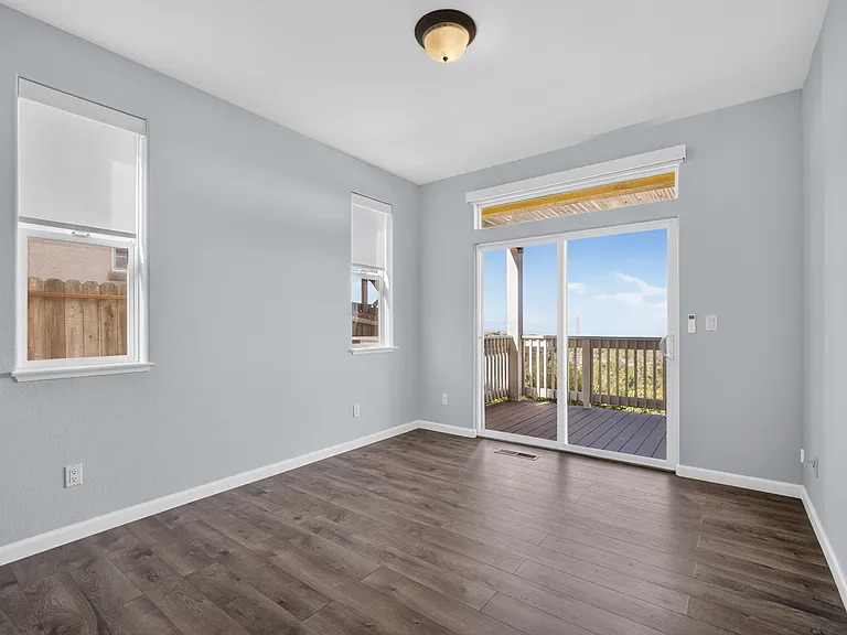 208 Goodwin Dr — Photo 43