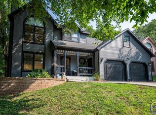 3844 SW Cambridge Ct, Topeka, KS 66610