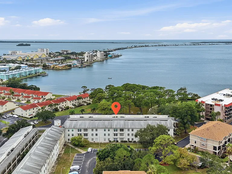 2700 Bayshore Blvd #6200 — Photo 42