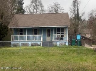 16150 Harrison Dr, Gulfport, MS 39501