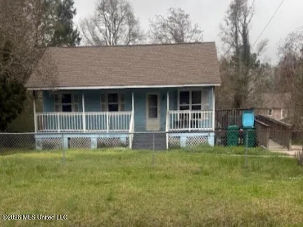 16150 Harrison Dr, Gulfport, MS 39501