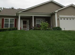 102 Paths Ridge Ct, Yorktown, VA 23690