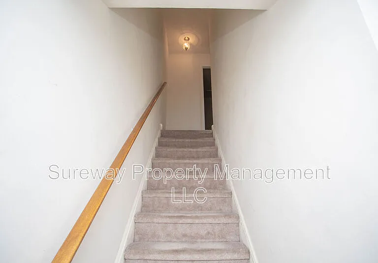 2147 Harbour Dr — Photo 22
