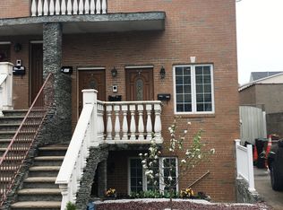 6521 Perry Ave, Maspeth, NY 11378
