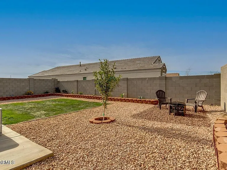 3138 N 303rd Dr — Photo 30