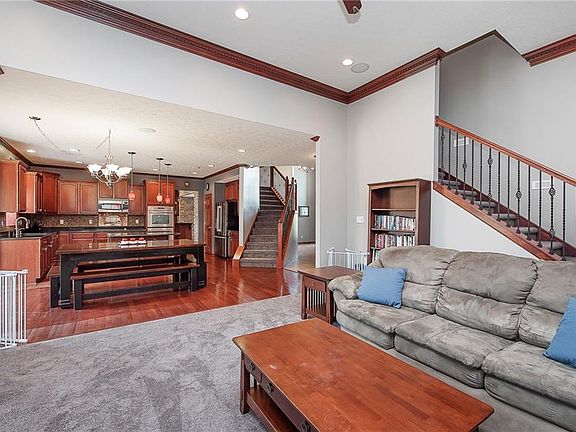 3rd image of 3277 Cimmaron Ash Ct