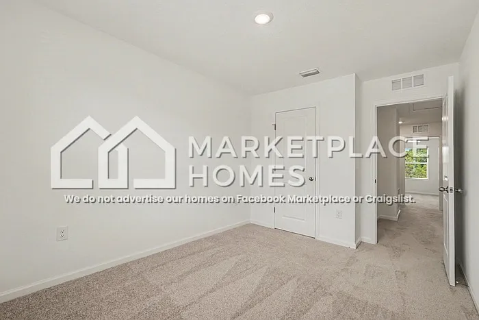 12014 Sylvia St — Photo 21