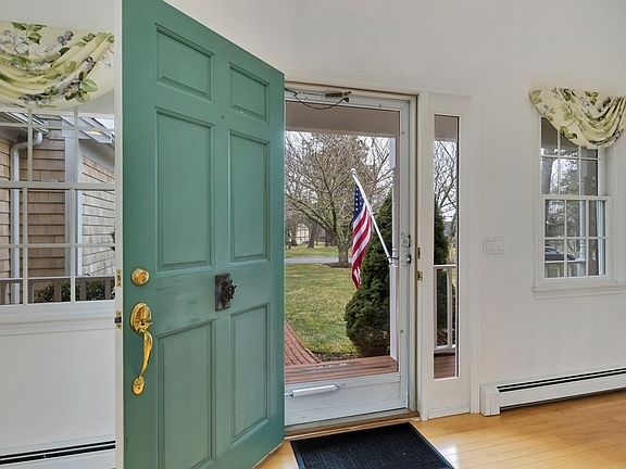 5th image of 58 Coveview Dr