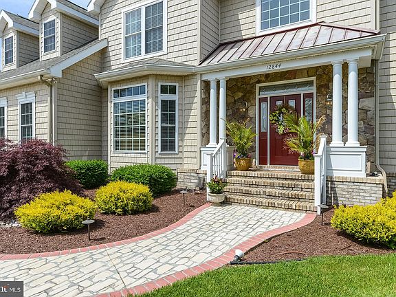 4th image of 12844 Lakeside Ct
