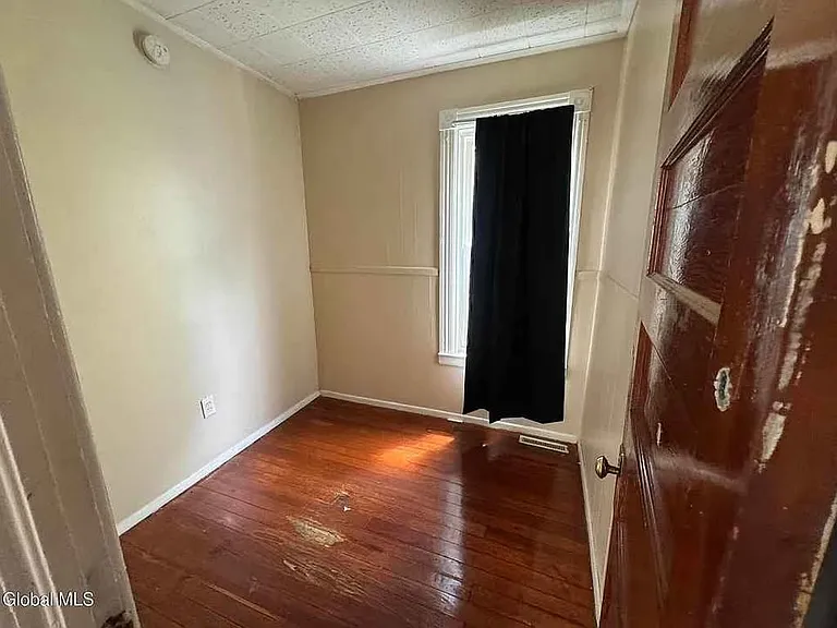 1753 Albany St #1 & 2 — Photo 5