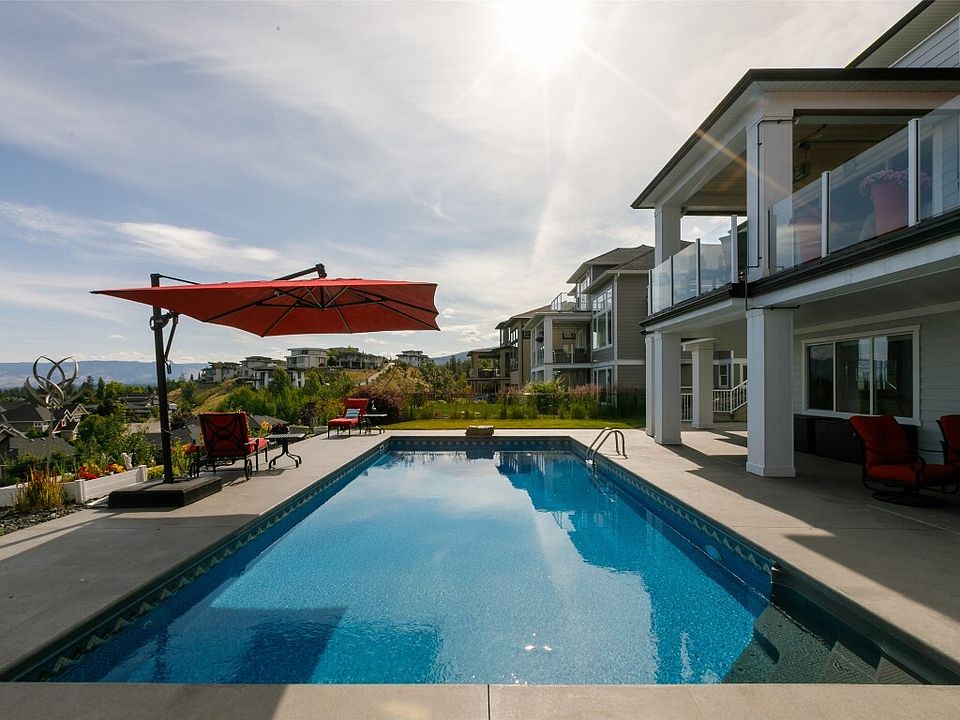 1st image of 450 Lakepointe Dr
