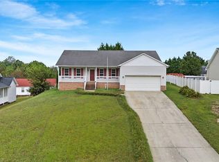 515 Paul Kennedy Rd, Thomasville, NC 27360