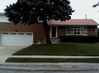 561 Rose Dr, Melrose Park, IL
