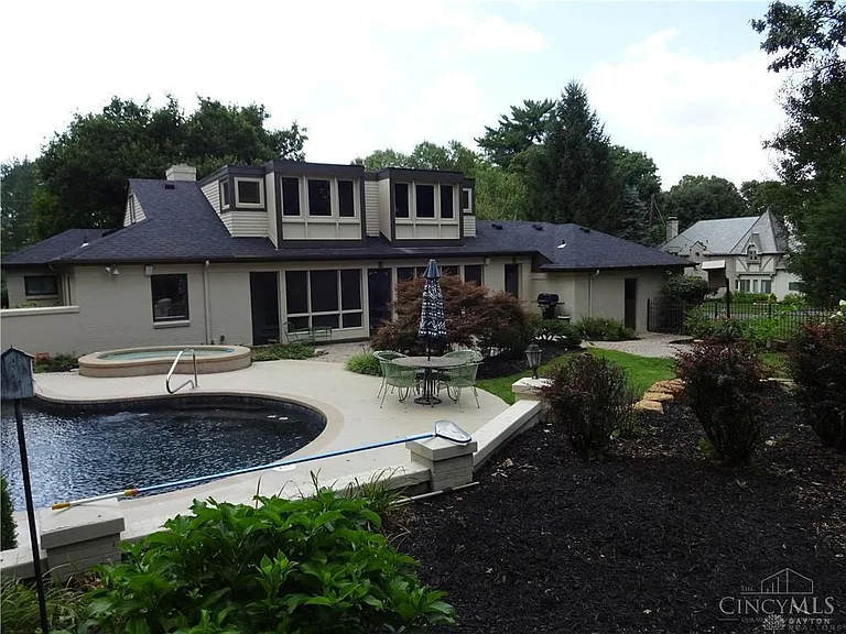 2646 Fair Oaks Ln — Photo 26