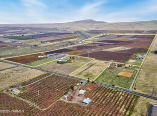 14306 W Acord Rd, Benton City, WA