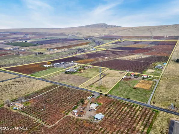 14306 W Acord Rd, Benton City, WA 99320