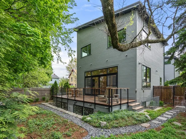 90 Jackson St #90, Cambridge, MA 02140