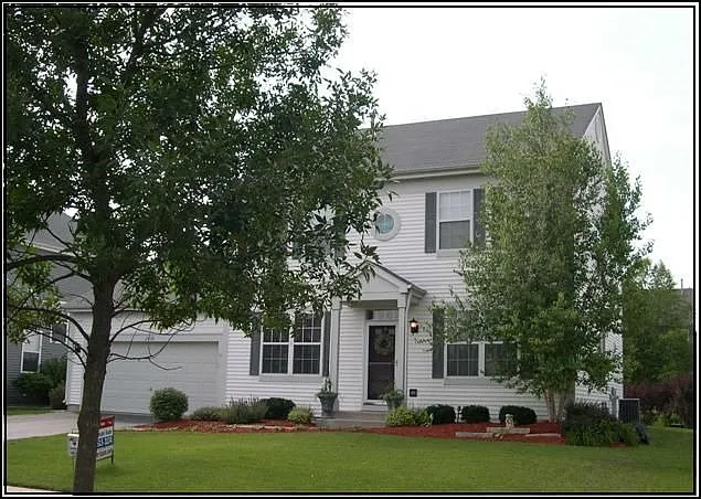 2410 Barnhart St photo 1