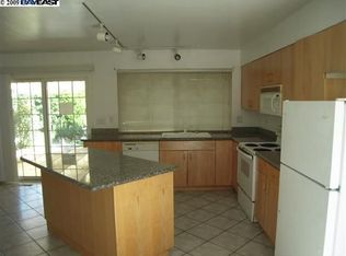 2582 Windsor Ct, Union City, CA 94587