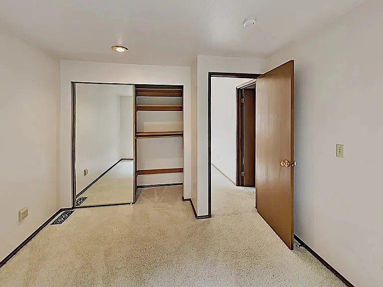 32610 7th Ave SW — Photo 37