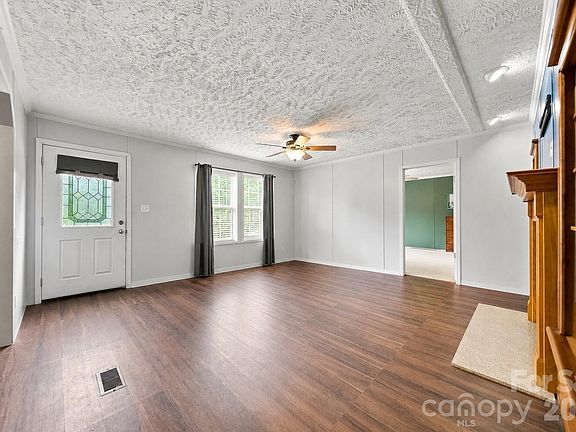 4th image of 2093 Conley Bumgarner Rd