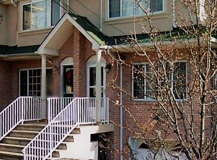 51 Barb St, Staten Island, NY 10312