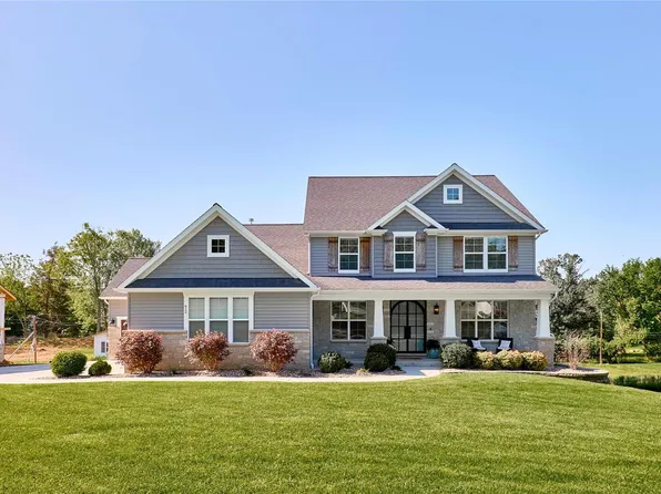 612 Joyce Ann Dr, Ballwin, MO 63021