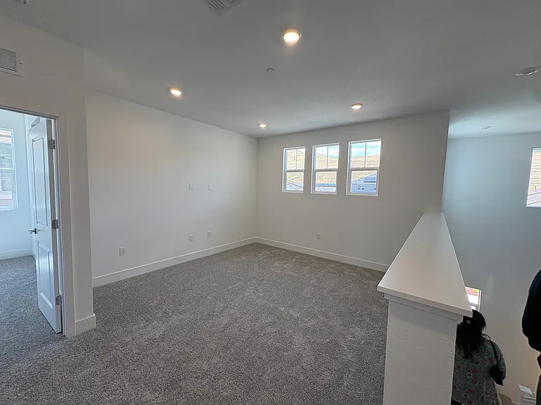 7966 Lamplight Dr — Photo 22