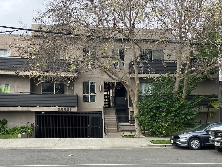 13561 Moorpark St — Photo 1