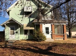 401 4th St APT A, Monett, MO 65708