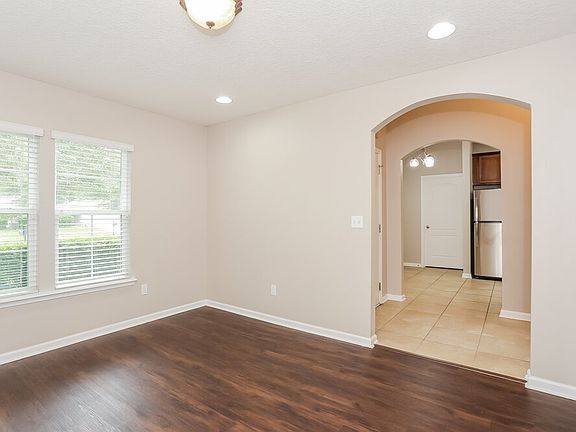 5th image of 15867 Baxter Creek Dr