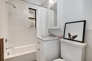 Rented by Akelius Real Estate Management