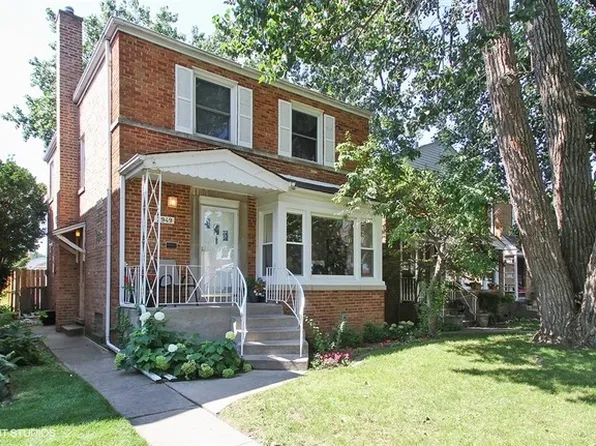 2949 W Jerome St, Chicago, IL 60645