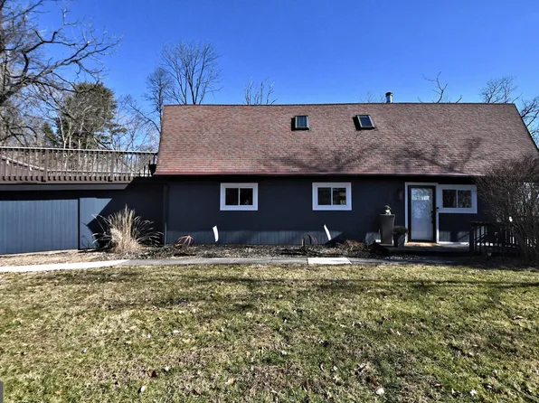 403 Township Line Rd, Chalfont, PA 18914