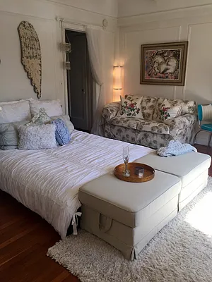 Rented by Pink Stone Realty LLC | media 9