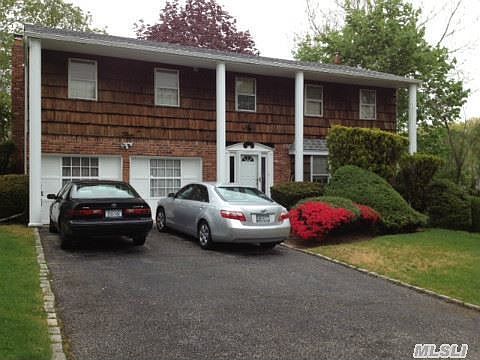 1st image of 3 Knoll Ln