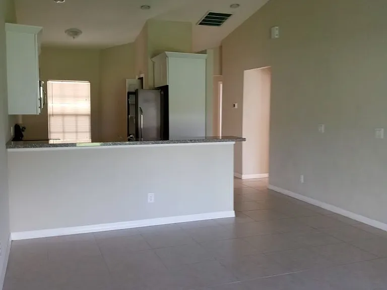 Coming Soon - $500 off Move in Summer Special — Photo 33
