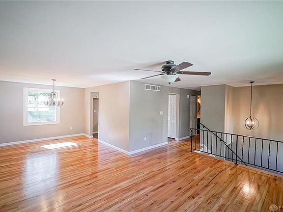 3rd image of 4112 Slipperywood Pl