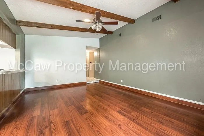 2913 Green Ridge St — Photo 12