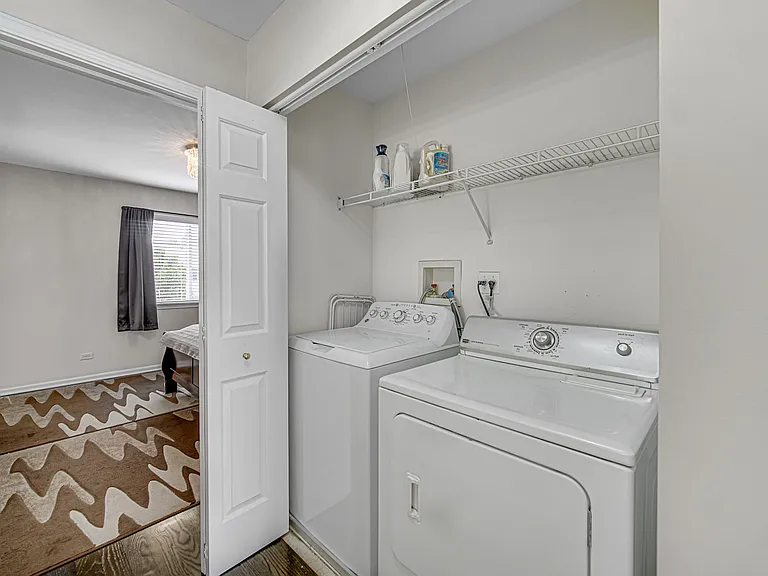 673 E Fountainview Dr #673 — Photo 16