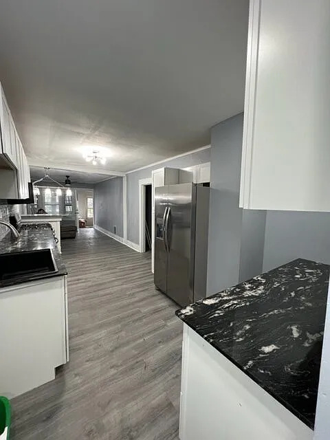216 Bassett St #1
