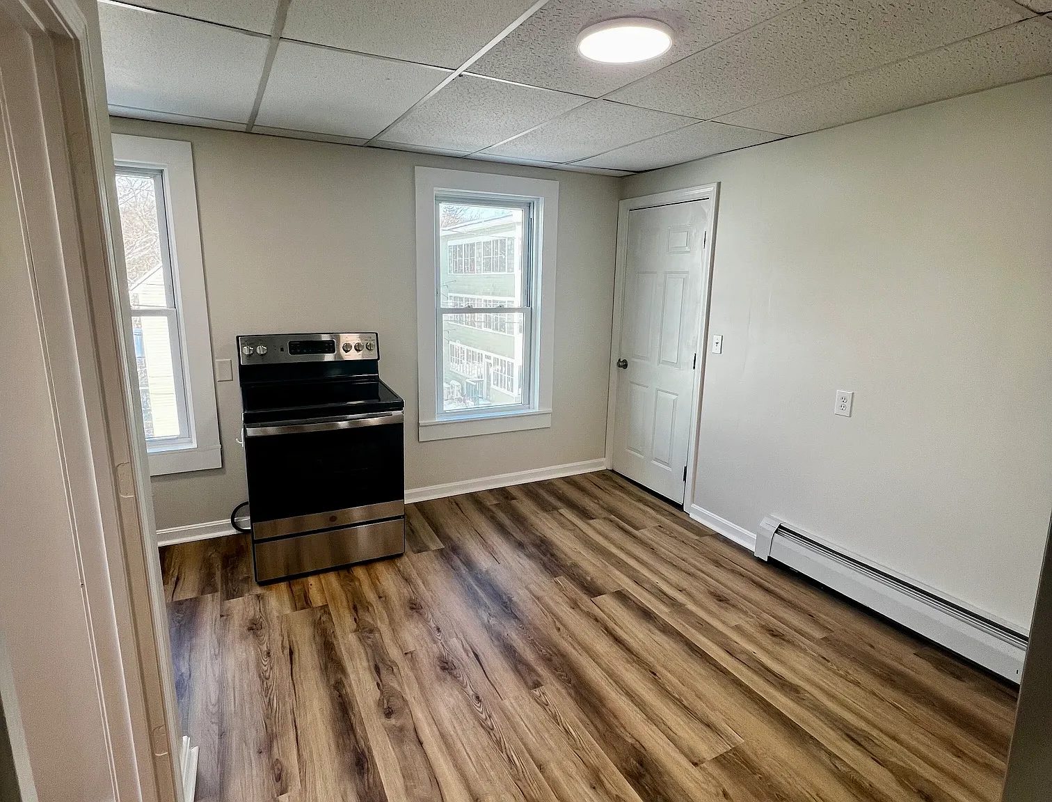2 bed, 1000 sqft, $1,700 — Photo 4