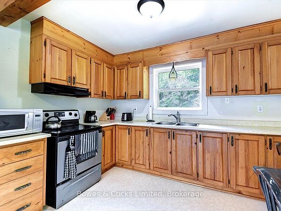 5th image of 89 Jack Lake Rd