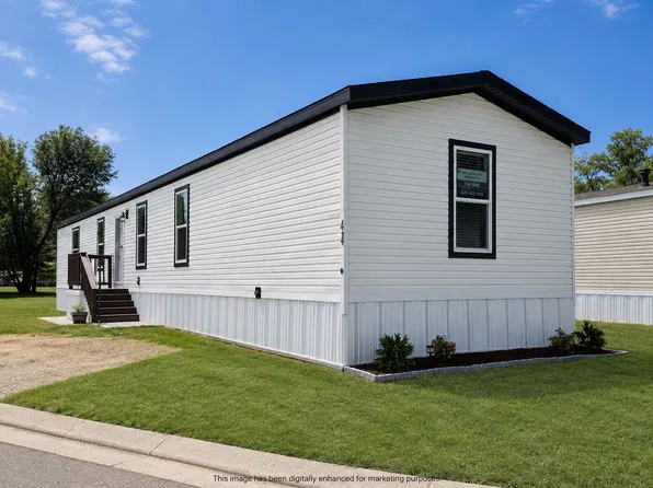 1707 E Blanchard Ave #44, Hutchinson, KS 67501