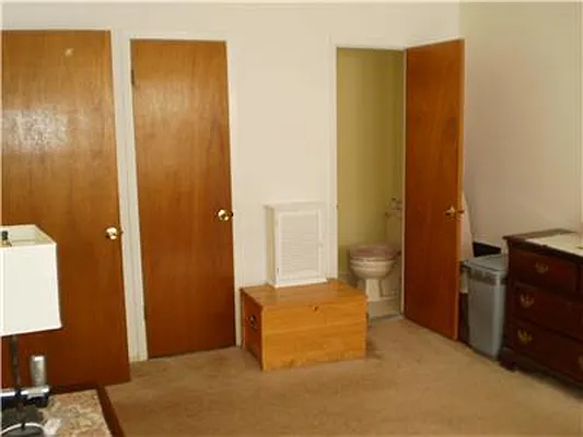 Sold by NextStopNY | media 4