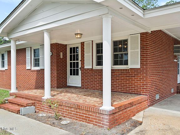 5th image of 30 Northwood Drive