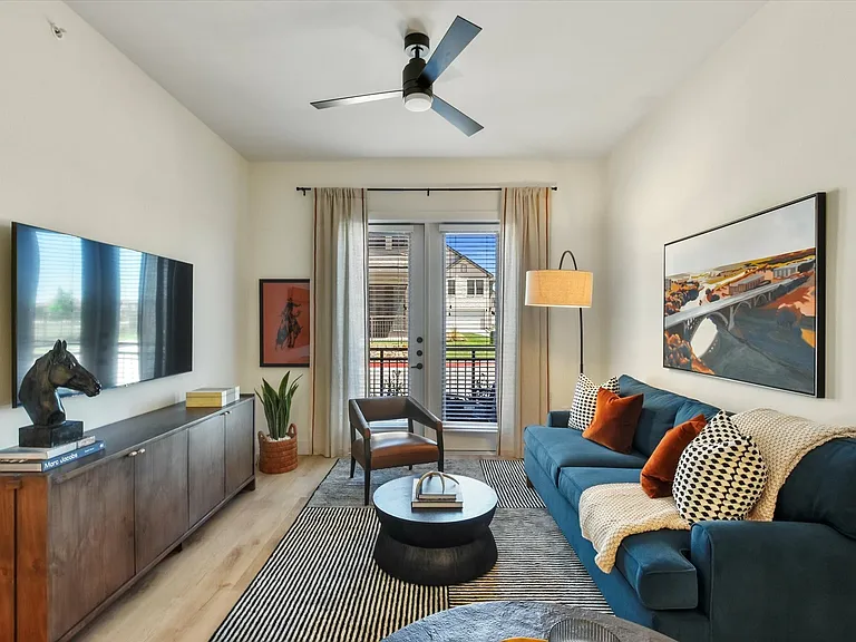 The Palo Apartments