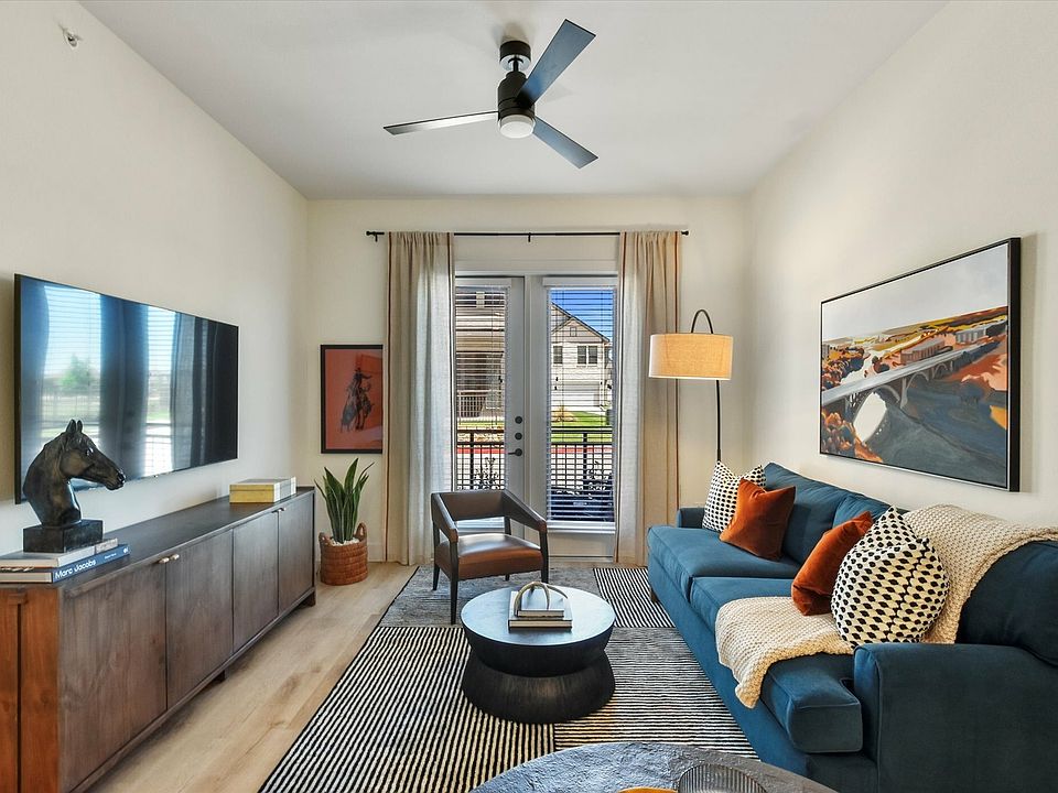 The Palo Apartments