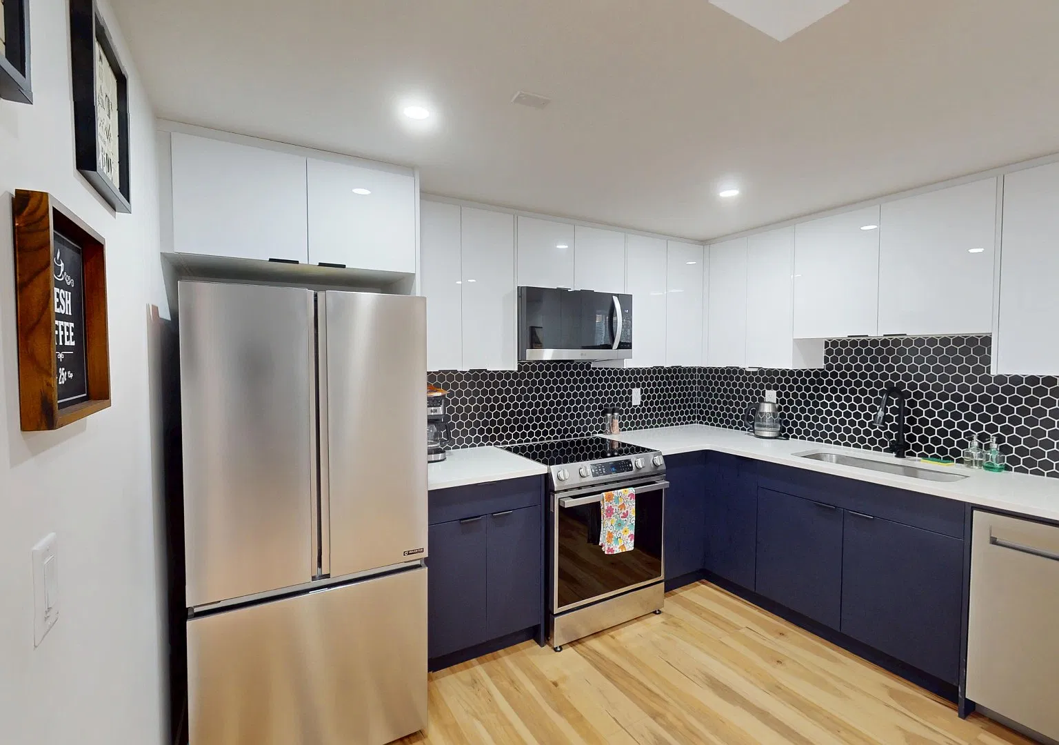 228 Magnolia Cres Se_BSMT — Photo 2